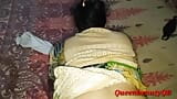 Old desi Aunty is used to having sex with young guys everyday homemade Indian desi sex video snapshot 19