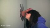 Gloryhole, schlampiger Blowjob, Teen tief in den Hals, Sperma im Mund snapshot 8