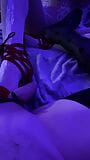 Footjob nos saltos (trailer) e macacão branco snapshot 1