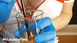 CFNM pielęgniarka część 5: Dziwka żona połyka spermę próbkę (czas dojenia) snapshot 16