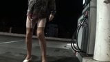 Travestito anale trans gde con pompa di benzina e palla per auto 125 snapshot 1