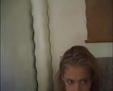 Le premier porno d’Anna en tant que pute de rue exhibitionniste se masturbe snapshot 11