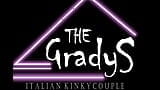 The Gradys - मेरे कामुक पति के चेहरे पर पैर snapshot 1