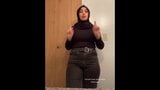 Hijabi肚皮舞者fap挑战 snapshot 7