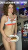 Femboy hooters - sborrata su hot dog! snapshot 2