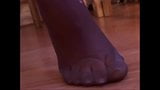 One hour of smelly nylon feet snapshot 7