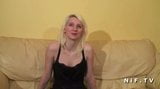 Enorme polla de una guapa joven rubia francesa snapshot 2