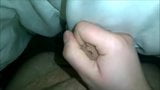 Masturbation unter Decke snapshot 6