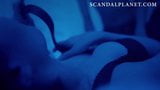 Alexandra Daddario en nuevas escenas de sexo desnudas en scandalplanet.com snapshot 19