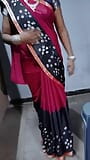 Wear bandhni saree snapshot 1