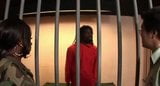 Asiatischer Typ eletrocutes Gefangenen, lässt ihn schwarze Wache ficken snapshot 3