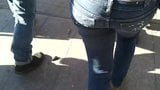 Tash die haar laarzen draagt ​​op een zonnige dag snapshot 5