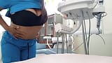 estudiante de odontologia se masturba en el consultorio medico snapshot 7