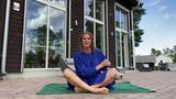 Marling yoga poesje snapshot 2