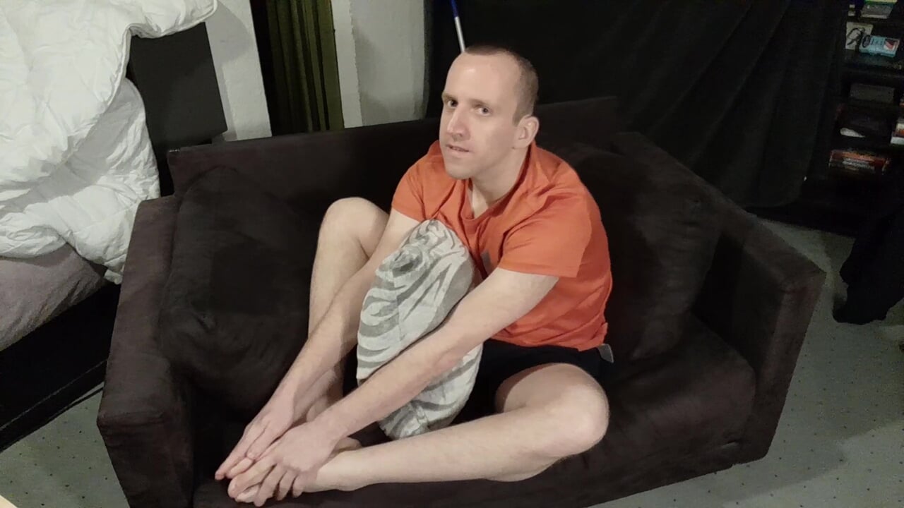 我给自己一个足部按摩和手淫放松