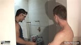 Sexy trabajador gay follado y jizzed snapshot 3