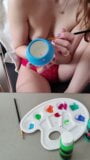 Gorąca nastolatka z naturalnymi cyckami maluje się z włączoną kamerą internetową snapshot 19