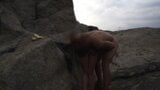 Aventura al aire libre follando en las rocas! casi me atrapan snapshot 10