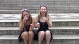 VIDAGE DE COUILLES EN REGLE: HELEN ET CHARLOTTE (18 ANS) 2 snapshot 9