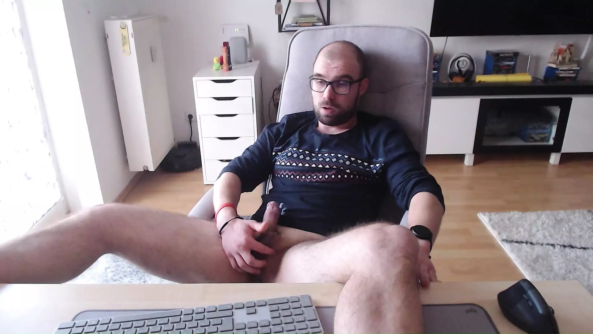Дрочит На Время Видео