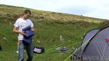 Un voyage en camping se transforme en masturbation gay avec Luke et Brez snapshot 4