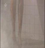 Mitzeee dari hollyoaks di kamar mandi snapshot 1