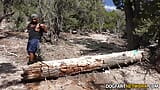 Excursionistas de jock se encuentran en el bosque para una follada rápida snapshot 3