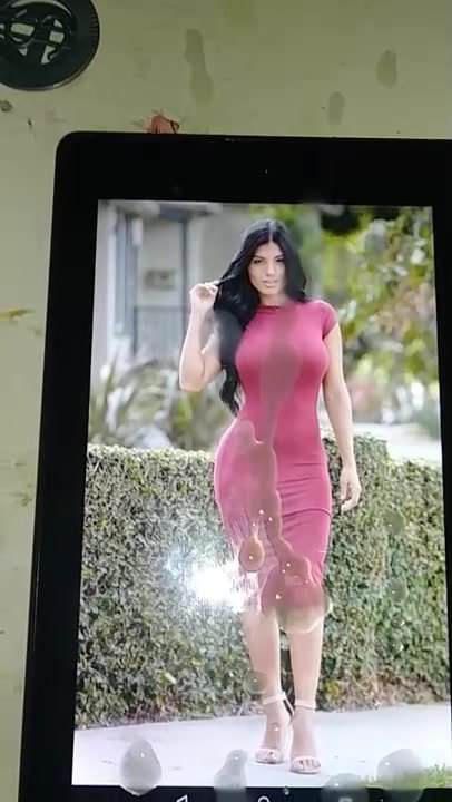 Karen vi (cum tisztelgés)