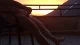 Wank på en bergshotell balkong snapshot 4