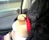 Arabische baby in de auto snapshot 3