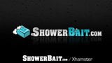 Showerbait, le gardien de la maison se fait baiser snapshot 1