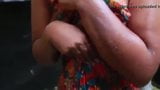 Desi bhabhi ki nahaate time jabaradasti chudai ki snapshot 6