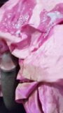 Dick head gnugga med rosa skuggad satin silkeslen salwar av grannen (24) snapshot 20