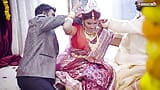 Gangbang Suhagarat teil 2 - Desi indisches teenie 18+ ehefrau sehr 1. Suhagarat (kompletter film) snapshot 5