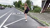 Streetfuck - lifter kersen kaars nat voor Warschau snapshot 2