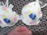 cumming on another cute bra snapshot 8