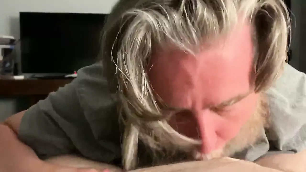 Bear Sucking Daddy: Gay Porn | xHamster