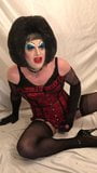 Cachonda drag queen muele en consolador habla sucio snapshot 9