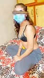 Girlfriend ko Ghar ma choda hot sex snapshot 1