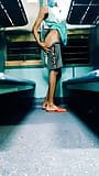 Un garçon gay indien sexy se masturbe dans un train indien snapshot 4