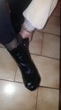 Footjob al ristorante snapshot 2