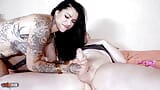 Bella piccola scopata privata con la splendida miLF francese tatuata alicia Dark snapshot 7