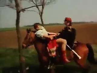 Porno rus bekasi va mushuk yalash