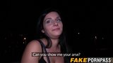 Geile en sexy brunette Lucia krijgt een harde lul van achteren snapshot 4