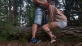 Un inconnu m'a baisée en levrette après que je l'ai sucé dans la forêt snapshot 5