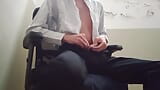 Office Boy Esteban ataca de nuevo snapshot 3