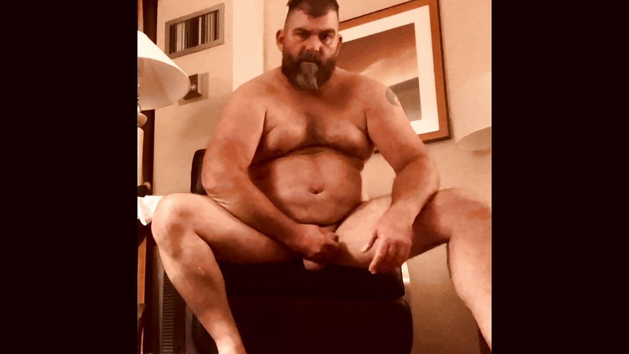 BravoXray Amped up Bear Explores With Wife’s Toy In Hotel.