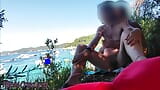 Nudo pubblico ESTREMO Faccio vedere la mia figa davanti a un uomo in una spiaggia pubblica e lui mi aiuta a squirtare - è molto rischioso snapshot 1