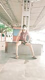 Chico universitario gay indio se masturba en la estación de tren snapshot 8