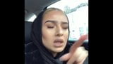 Sexy Hijabi Iamah Musikvideo snapshot 1